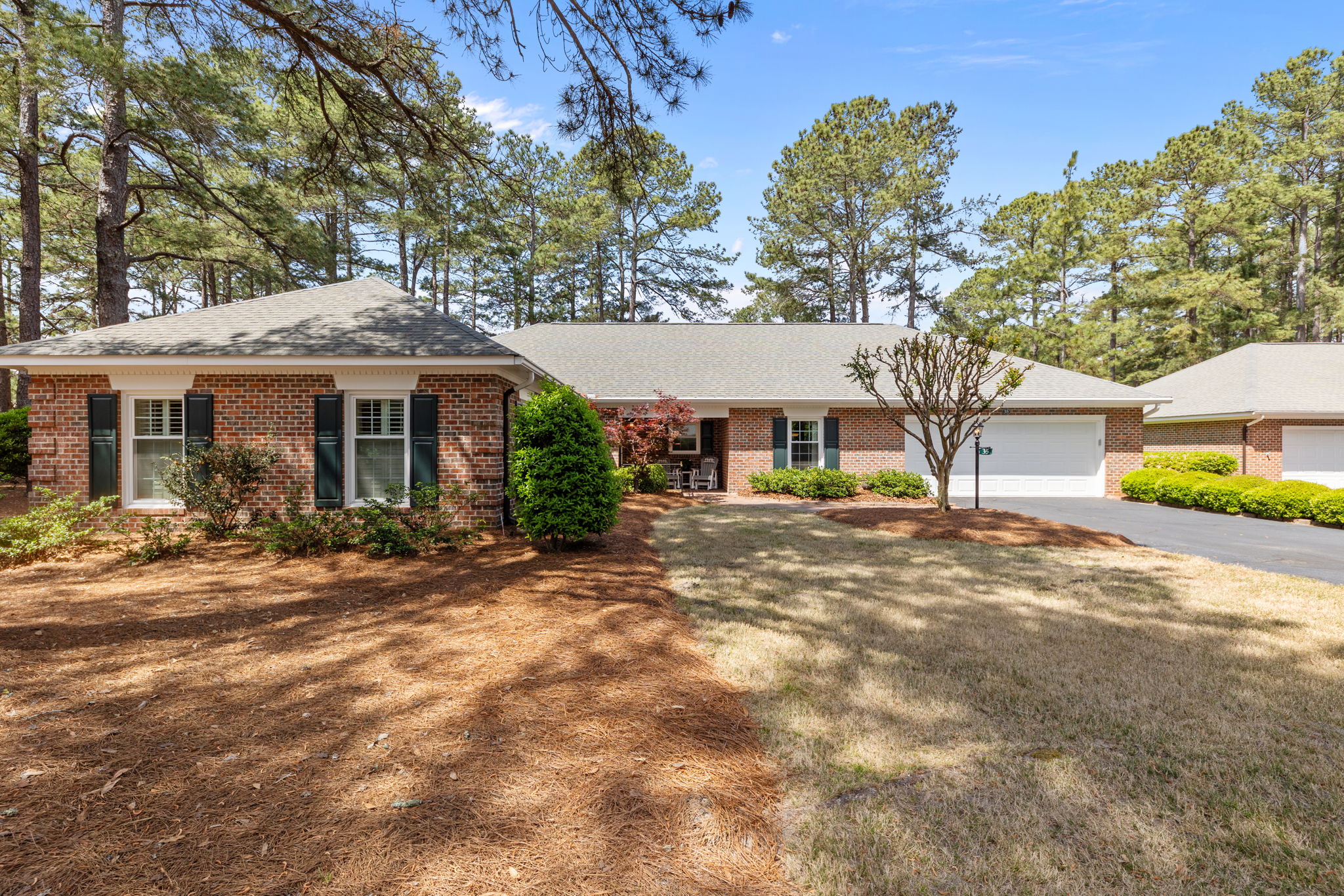 35 Courtney Place